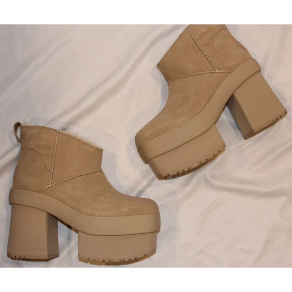 UGG NEW HEIGHTS PLATFORM MINI SUEDE WOMEN'S BOOTS NIB MSD TAN